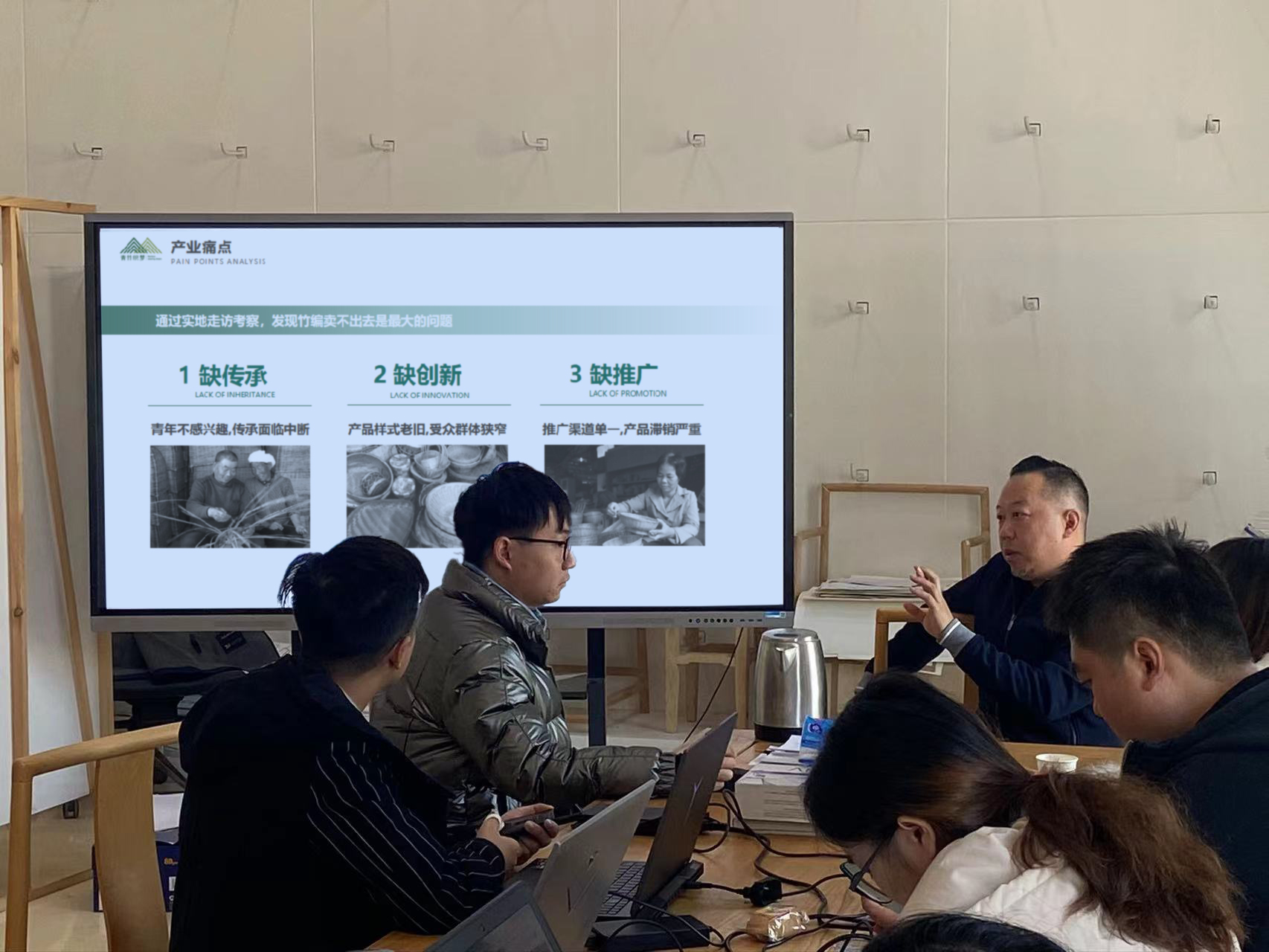 我校学子在全国第十三届“挑战杯”中国大学生创业计划竞赛中摘获铜奖-湖北美术学院